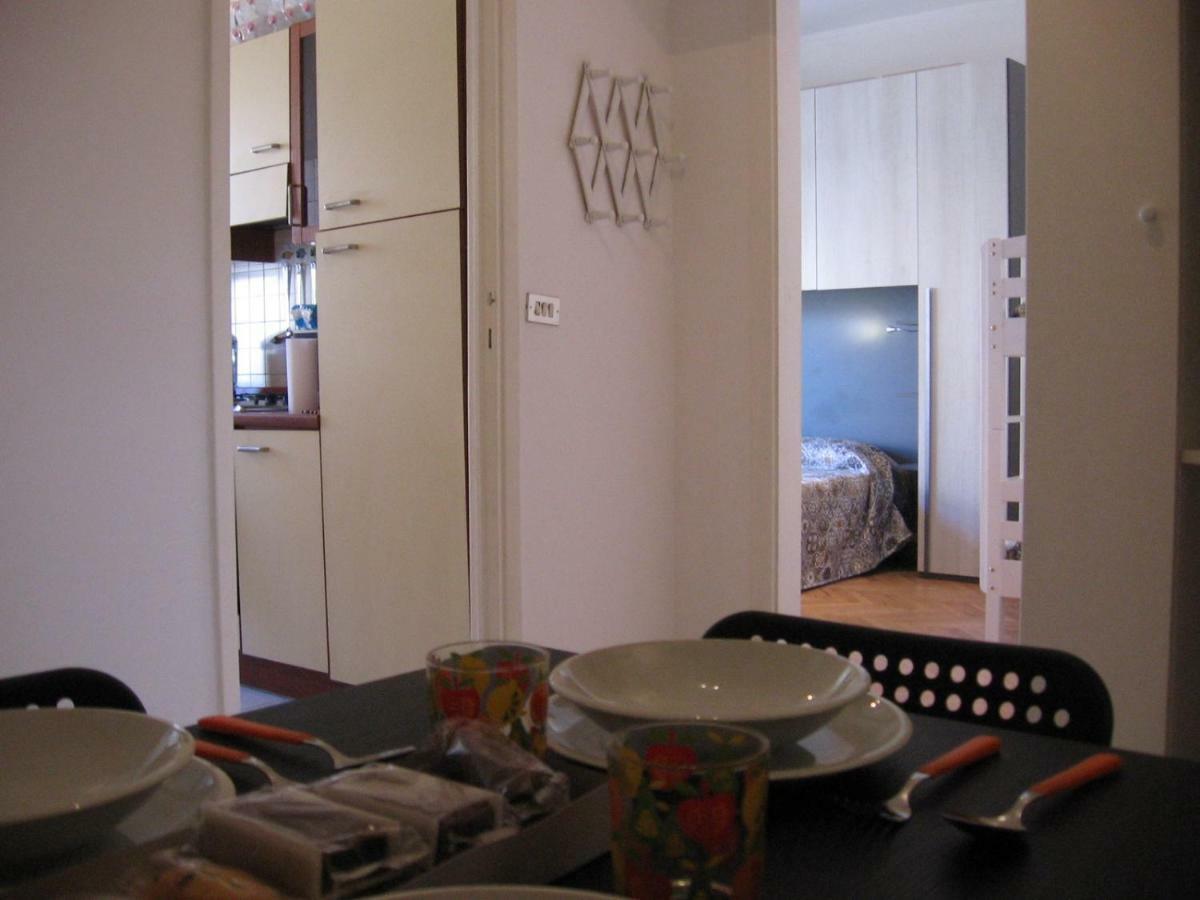 M1 Pasteur Holiday Home Milano Exteriör bild